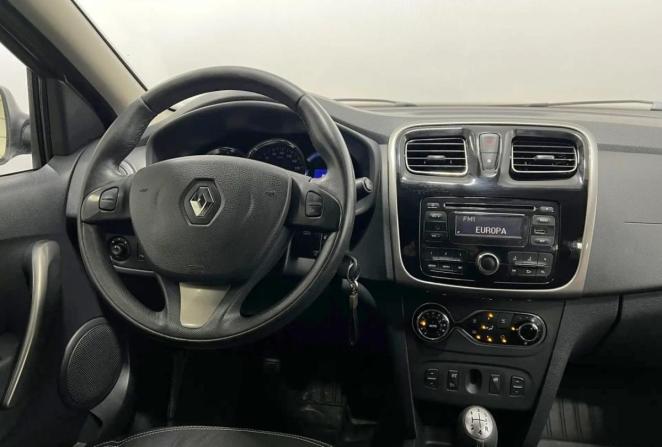 Renault Logan I Рестайлинг с пробегом 2014 года, цена 690 000 рублей, 149577 км, седан, Автокод Объявления