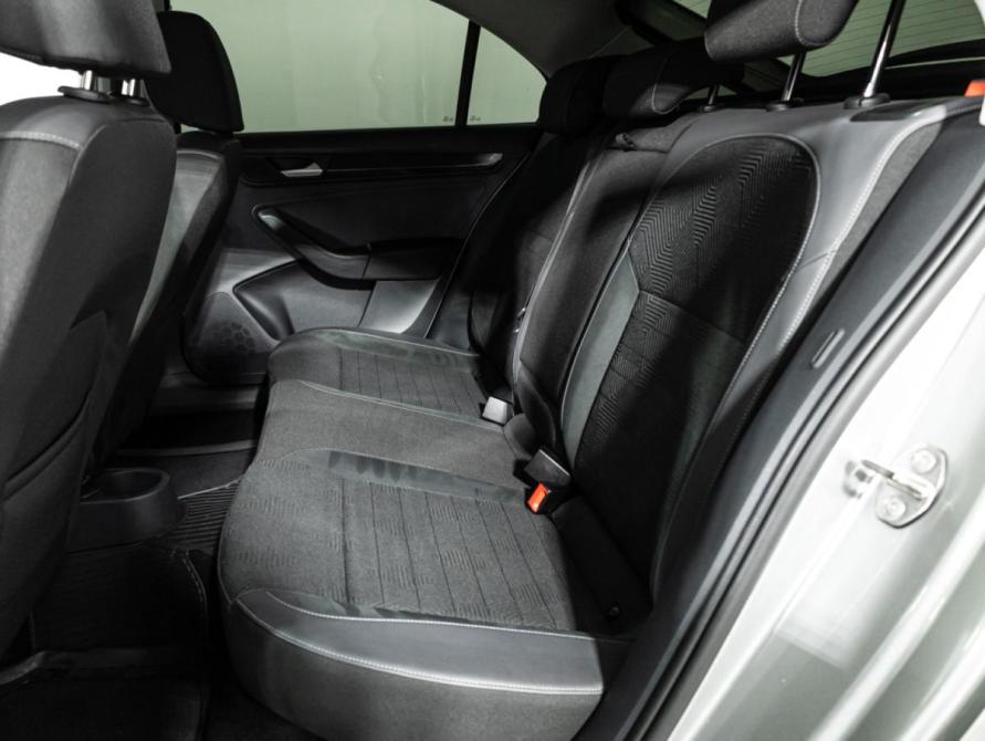Volkswagen Polo VI Санкт-Петербург  - изображение 11