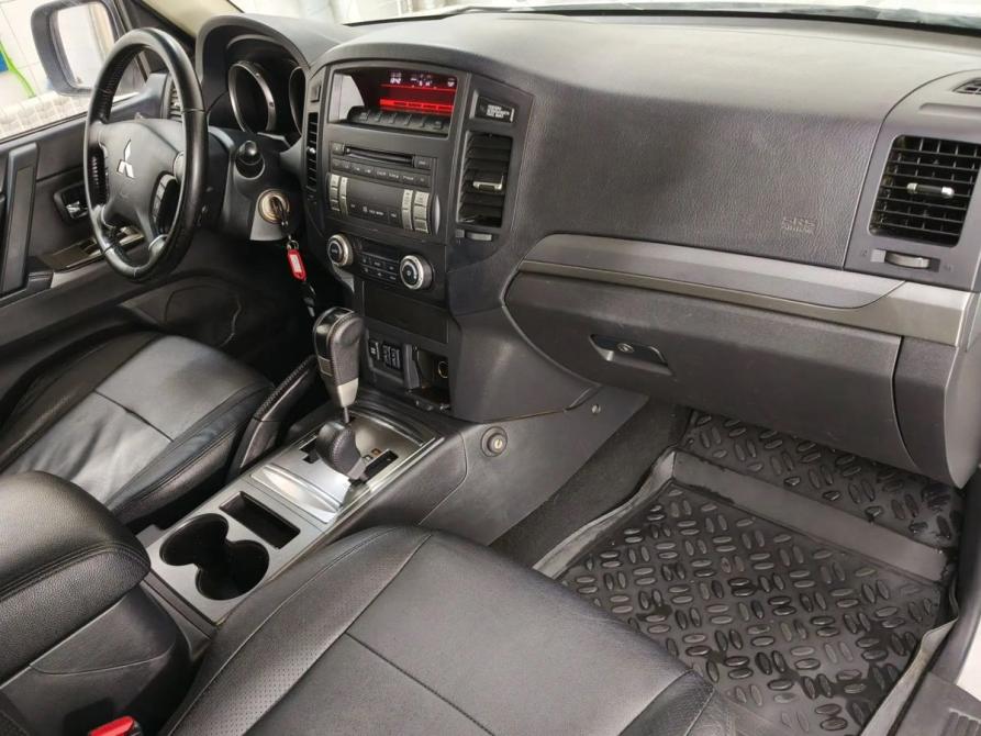 Mitsubishi Pajero IV Рестайлинг 1 Ярославль  - изображение 14