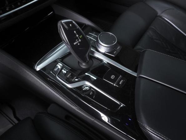 BMW 5 серии VII (G30/G31/G38) Рестайлинг с пробегом 2021 года, цена 4 599 000 рублей, 102338 км, седан, Автокод Объявления