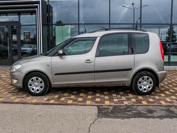 Skoda Roomster I Рестайлинг с пробегом 2013 года, цена 850 000 рублей, 58752 км, компактвэн, Автокод Объявления