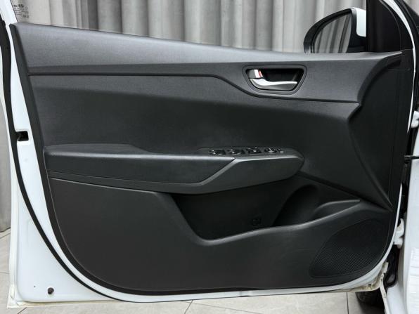 Hyundai Solaris II Рестайлинг с пробегом 2020 года, цена 1 199 000 рублей, 135100 км, седан, Автокод Объявления