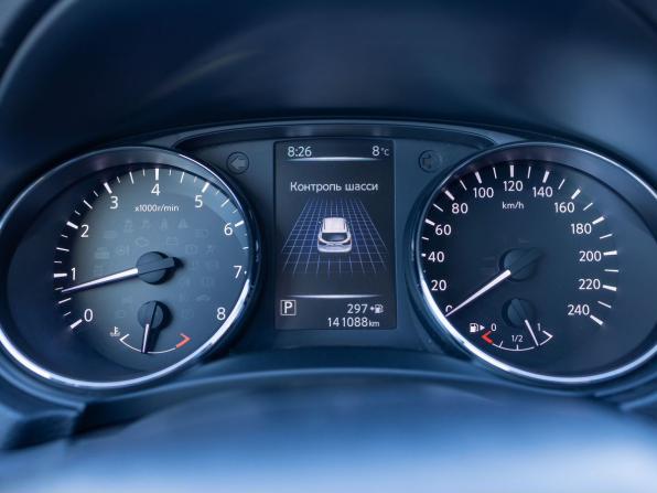 Nissan Qashqai II с пробегом 2016 года, цена 1 799 000 рублей, 141090 км, внедорожник, Автокод Объявления