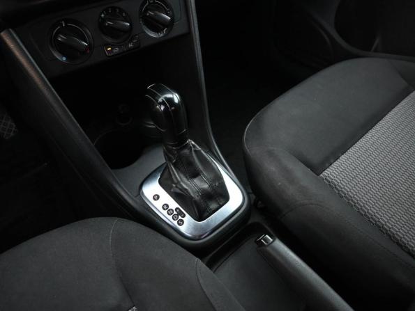 Volkswagen Polo V с пробегом 2012 года, цена 799 000 рублей, 215573 км, седан, Автокод Объявления