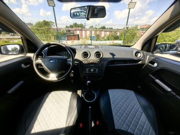 Ford Fusion I Рестайлинг с пробегом 2008 года, цена 329 000 рублей, 240899 км, хэтчбек, Автокод Объявления