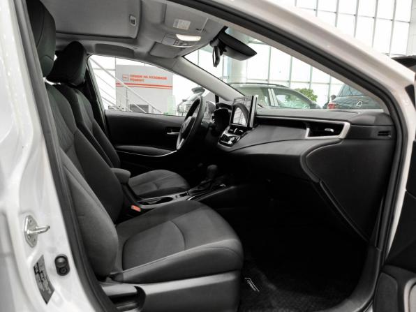 Toyota Corolla XII (E210) Рестайлинг с пробегом 2023 года, цена 2 350 000 рублей, 46000 км, седан, Автокод Объявления