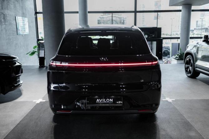 Новый Li Auto (Lixiang) L6 2025 года, цена 8 422 440 рублей, внедорожник, Автокод Объявления