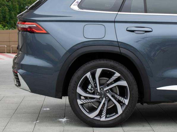 Geely Monjaro I с пробегом 2022 года, цена 3 100 000 рублей, 18600 км, внедорожник, Автокод Объявления
