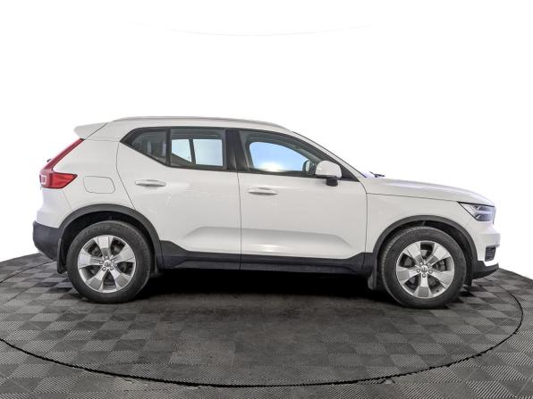Volvo XC40 I с пробегом 2018 года, цена 2 590 000 рублей, 132629 км, внедорожник, Автокод Объявления