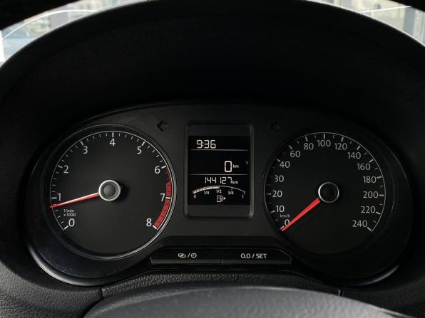 Volkswagen Polo V Рестайлинг с пробегом 2017 года, цена 1 019 000 рублей, 143944 км, седан, Автокод Объявления