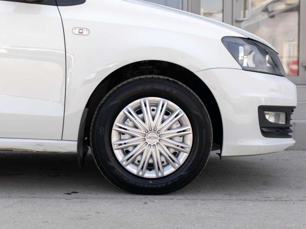 Volkswagen Polo V Рестайлинг с пробегом 2019 года, цена 840 000 рублей, 158857 км, седан, Автокод Объявления