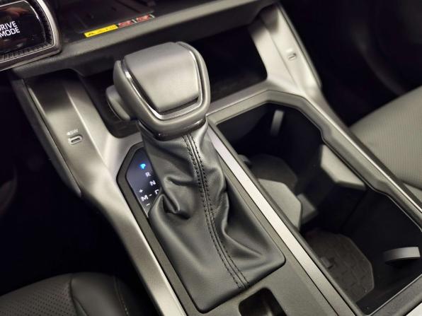 Toyota RAV4 VI (XA60) с пробегом 2026 года, цена 4 990 000 рублей, 42 км, внедорожник, Автокод Объявления