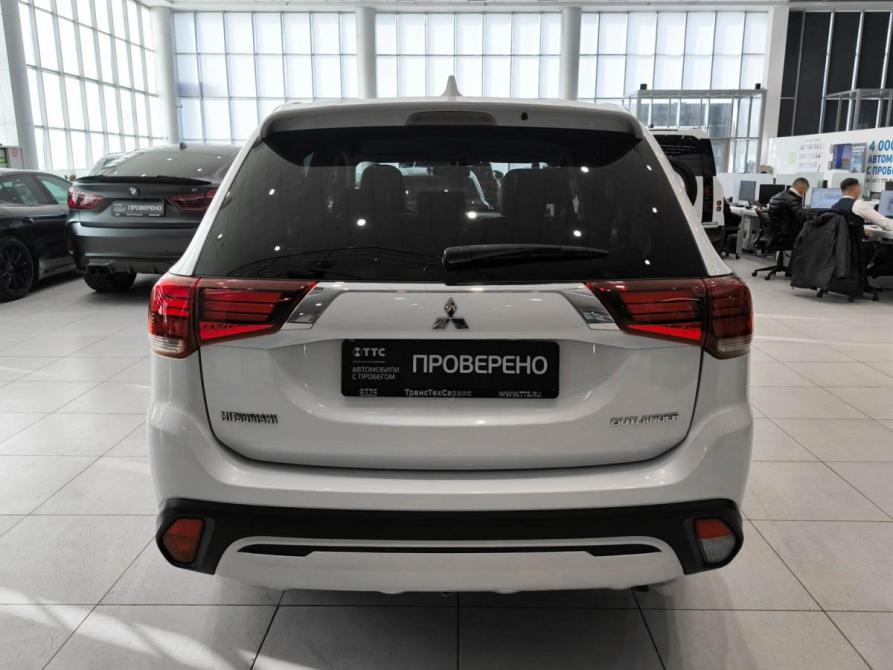 Mitsubishi Outlander III Рестайлинг 3 Казань  - изображение 7