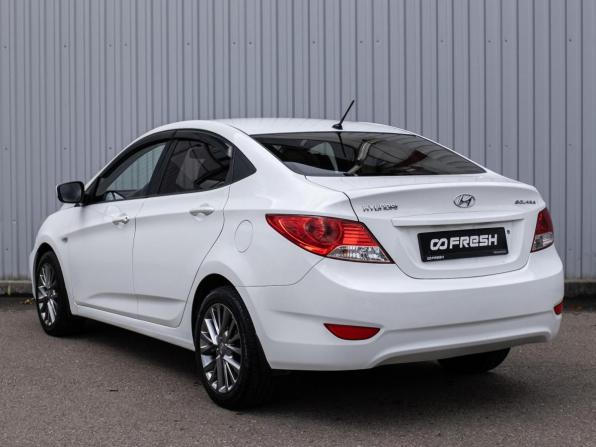 Hyundai Solaris I с пробегом 2013 года, цена 869 000 рублей, 175715 км, седан, Автокод Объявления