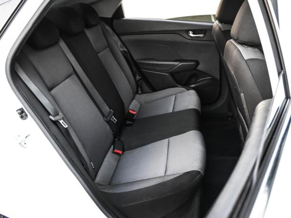Hyundai Solaris II с пробегом 2017 года, цена 1 399 000 рублей, 85147 км, седан, Автокод Объявления