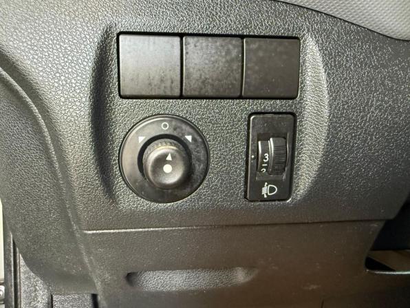 Peugeot Partner II с пробегом 2010 года, цена 656 000 рублей, 182500 км, компактвэн, Автокод Объявления