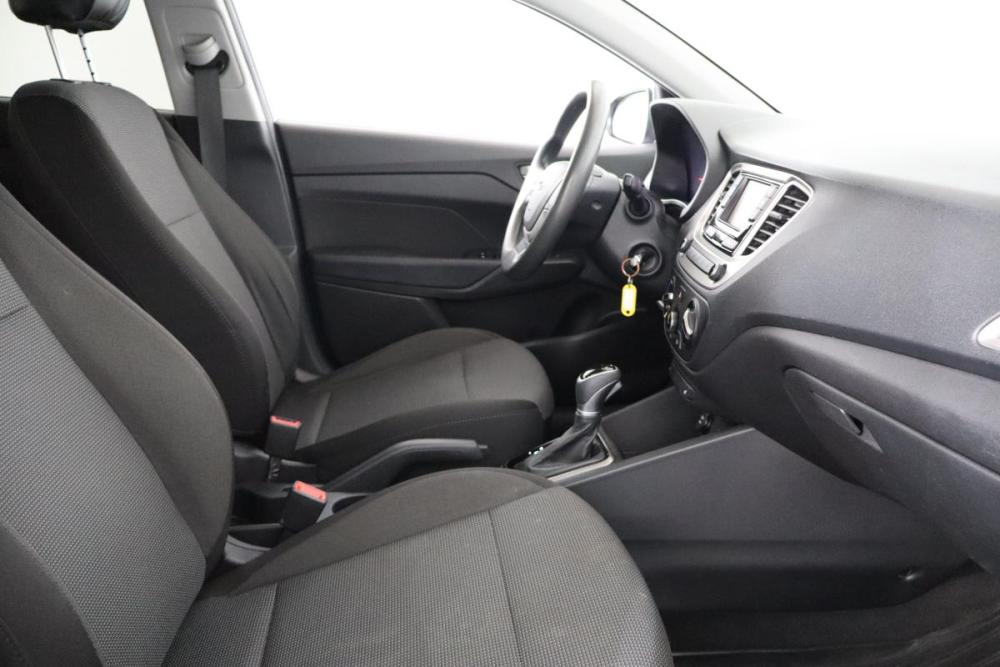 Hyundai Solaris II Санкт-Петербург  - изображение 11