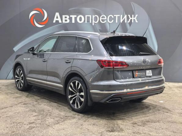 Volkswagen Touareg III с пробегом 2021 года, цена 4 990 000 рублей, 216841 км, внедорожник, Автокод Объявления