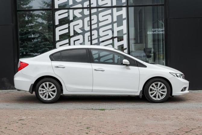 Honda Civic IX с пробегом 2012 года, цена 1 199 000 рублей, 147974 км, седан, Автокод Объявления