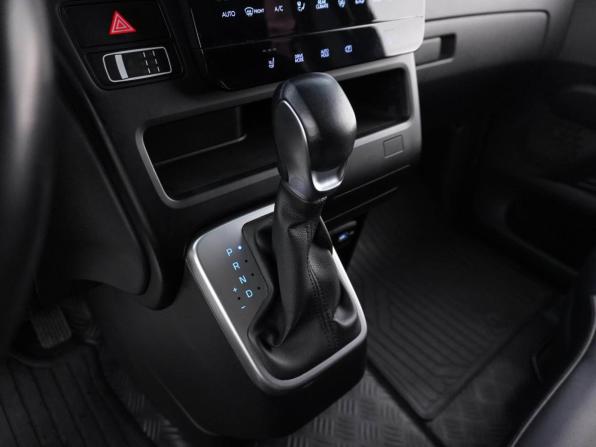 Hyundai Staria I с пробегом 2021 года, цена 4 499 654 рубля, 99382 км, минивэн, Автокод Объявления