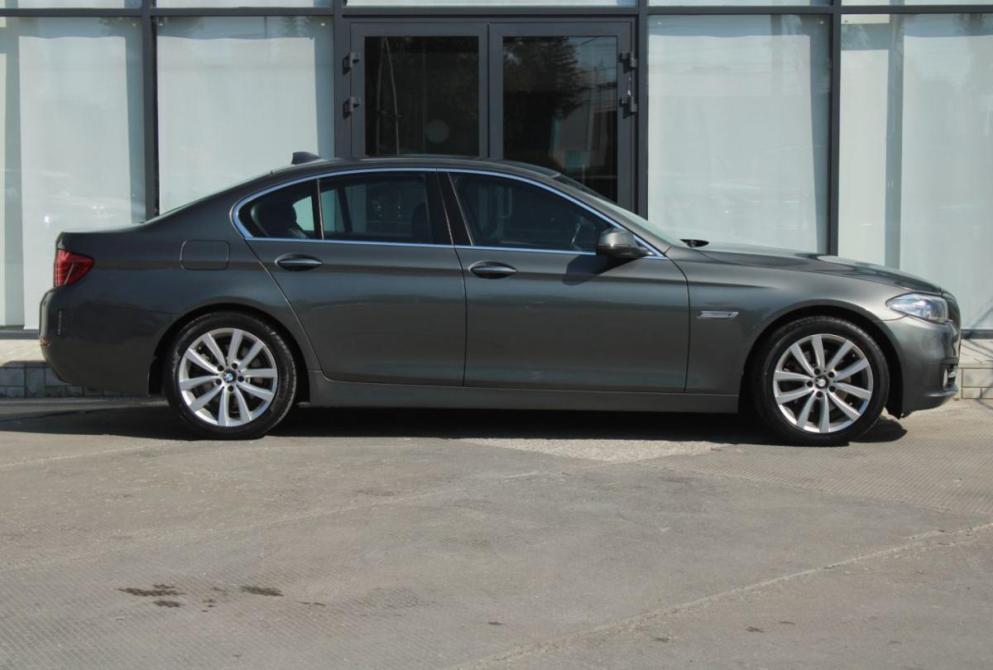 BMW 5 серии VI (F10/F11/F07) Рестайлинг Саратов  - изображение 4