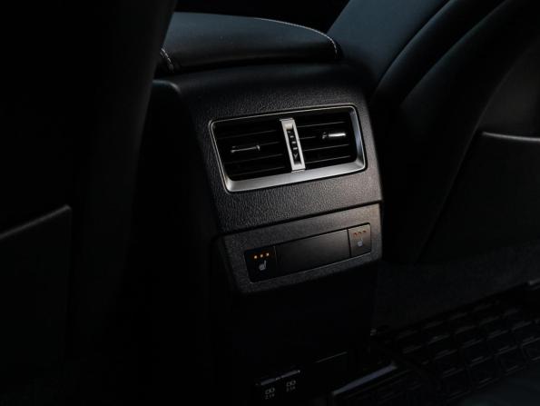Lexus RX IV Рестайлинг с пробегом 2019 года, цена 4 090 000 рублей, 97872 км, внедорожник, Автокод Объявления