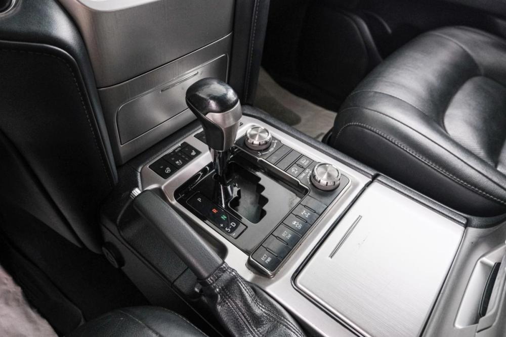 Toyota Land Cruiser 200 Series Рестайлинг 2 Красноярск  - изображение 12