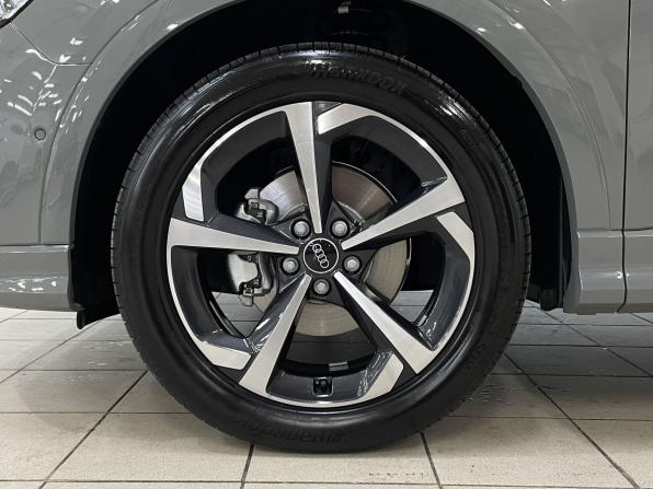 Audi Q3 II (F3) с пробегом 2025 года, цена 4 170 000 рублей, 52 км, внедорожник, Автокод Объявления