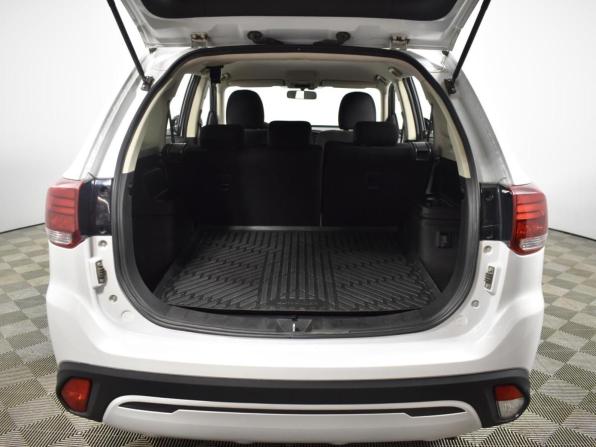 Mitsubishi Outlander III Рестайлинг 3 с пробегом 2021 года, цена 2 250 000 рублей, 77808 км, внедорожник, Автокод Объявления