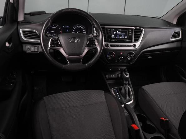 Hyundai Solaris II с пробегом 2017 года, цена 1 349 000 рублей, 83137 км, седан, Автокод Объявления
