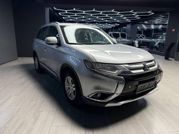 Mitsubishi Outlander III Рестайлинг 2 с пробегом 2015 года, цена 1 300 000 рублей, 184935 км, внедорожник, Автокод Объявления
