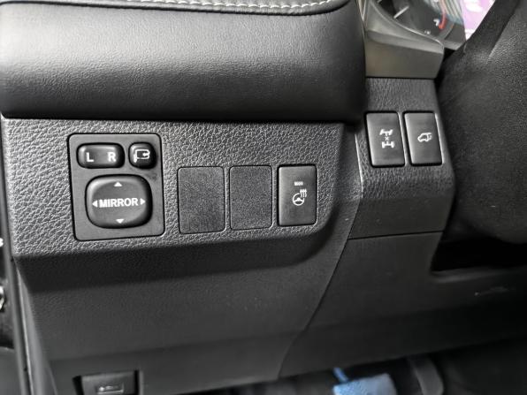 Toyota RAV4 IV (XA40) Рестайлинг с пробегом 2019 года, цена 2 295 000 рублей, 202493 км, внедорожник, Автокод Объявления