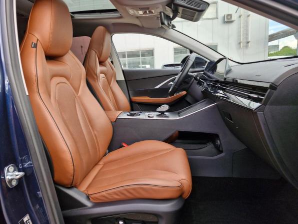 Omoda C5 I с пробегом 2023 года, цена 1 845 000 рублей, 69615 км, внедорожник, Автокод Объявления