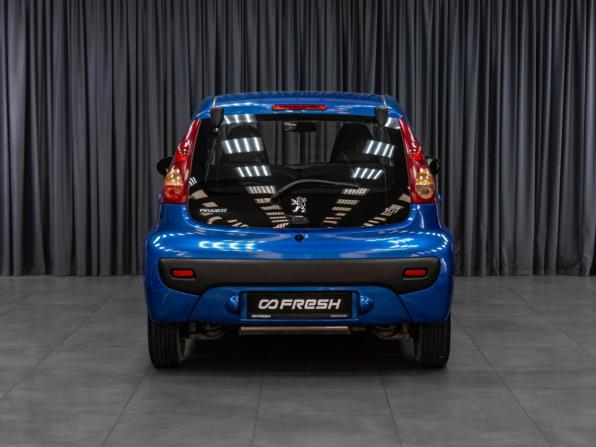 Peugeot 107 I с пробегом 2009 года, цена 499 000 рублей, 151759 км, хэтчбек, Автокод Объявления
