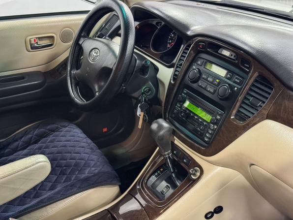Toyota Highlander I (XU20) с пробегом 2003 года, цена 1 330 000 рублей, 240500 км, внедорожник, Автокод Объявления