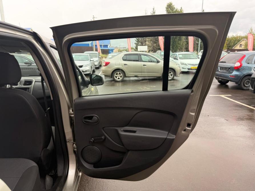 Renault Sandero II Альметьевск  - изображение 20