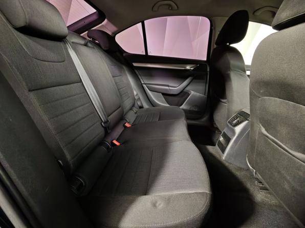Skoda Octavia III (A7) с пробегом 2013 года, цена 997 000 рублей, 265738 км, лифтбек, Автокод Объявления