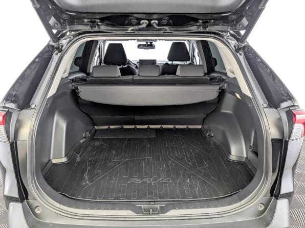 Toyota RAV4 V (XA50) с пробегом 2021 года, цена 3 350 000 рублей, 29900 км, внедорожник, Автокод Объявления