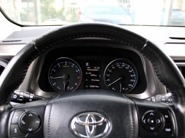 Toyota RAV4 IV (XA40) Рестайлинг с пробегом 2018 года, цена 2 995 000 рублей, 104414 км, внедорожник, Автокод Объявления