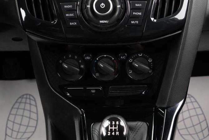 Ford Focus III с пробегом 2013 года, цена 899 000 рублей, 207000 км, седан, Автокод Объявления