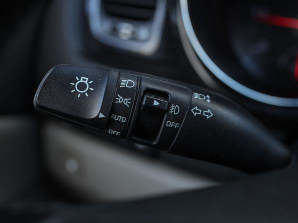 Kia Carnival III с пробегом 2019 года, цена 2 600 000 рублей, 141263 км, минивэн, Автокод Объявления