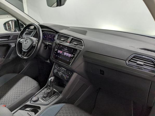 Volkswagen Tiguan II с пробегом 2019 года, цена 2 090 000 рублей, 125000 км, внедорожник, Автокод Объявления