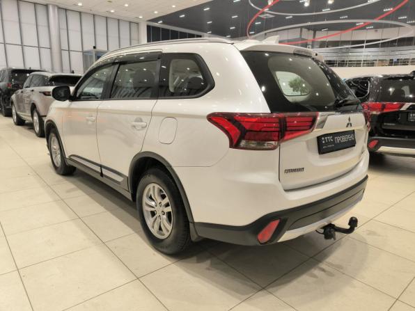 Mitsubishi Outlander III Рестайлинг 2 с пробегом 2017 года, цена 2 150 000 рублей, 88344 км, внедорожник, Автокод Объявления