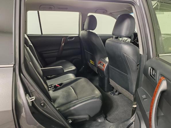 Toyota Highlander II (XU40) Рестайлинг с пробегом 2012 года, цена 2 049 000 рублей, 263094 км, внедорожник, Автокод Объявления