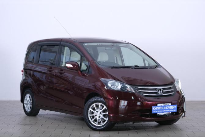 Honda Freed I с пробегом 2008 года, цена 1 059 000 рублей, 95242 км, компактвэн, Автокод Объявления