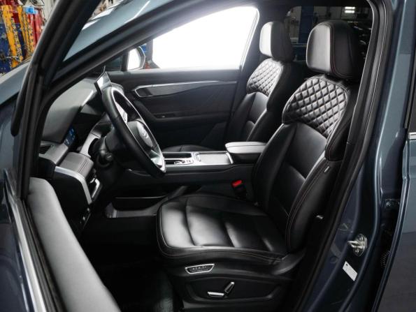 Geely Okavango I Рестайлинг с пробегом 2023 года, цена 2 850 000 рублей, 5546 км, внедорожник, Автокод Объявления