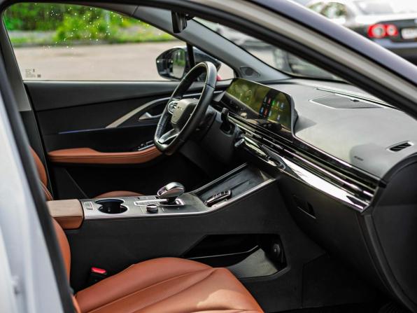 Omoda C5 I с пробегом 2023 года, цена 1 688 000 рублей, 55040 км, внедорожник, Автокод Объявления