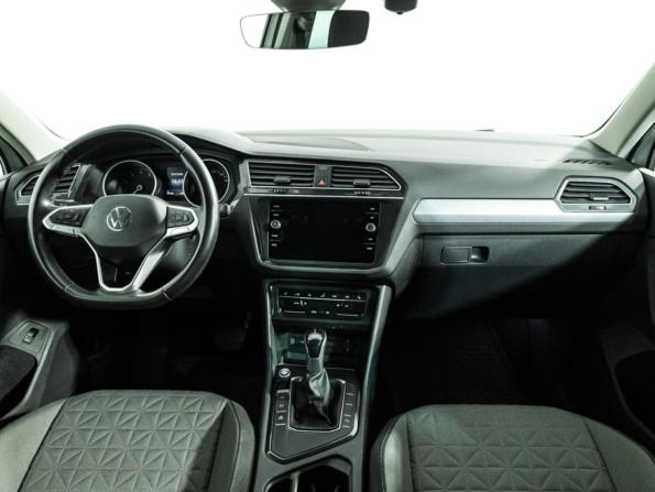 Volkswagen Tiguan II Рестайлинг с пробегом 2021 года, цена 2 579 777 рублей, 69793 км, внедорожник, Автокод Объявления