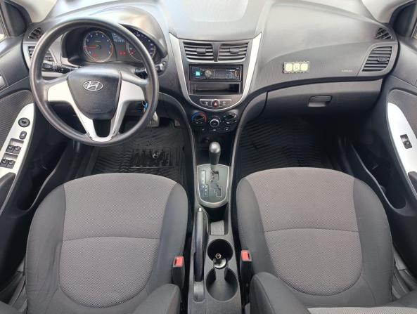 Hyundai Solaris I с пробегом 2014 года, цена 670 000 рублей, 211000 км, седан, Автокод Объявления
