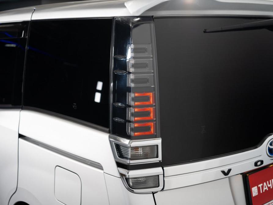 Toyota Voxy III (R80) Иркутск  - изображение 22